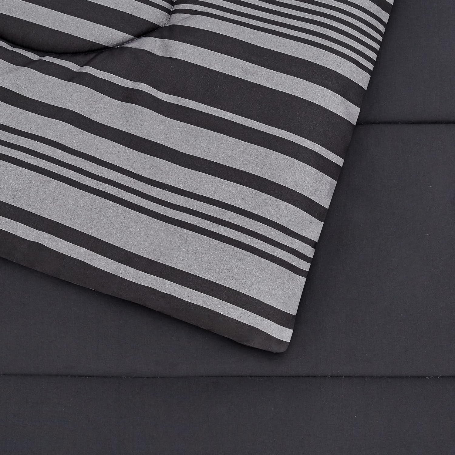 7-Piece Gray Calvin Stripe Bedding, Full/Queen Comforter Set with Sheets