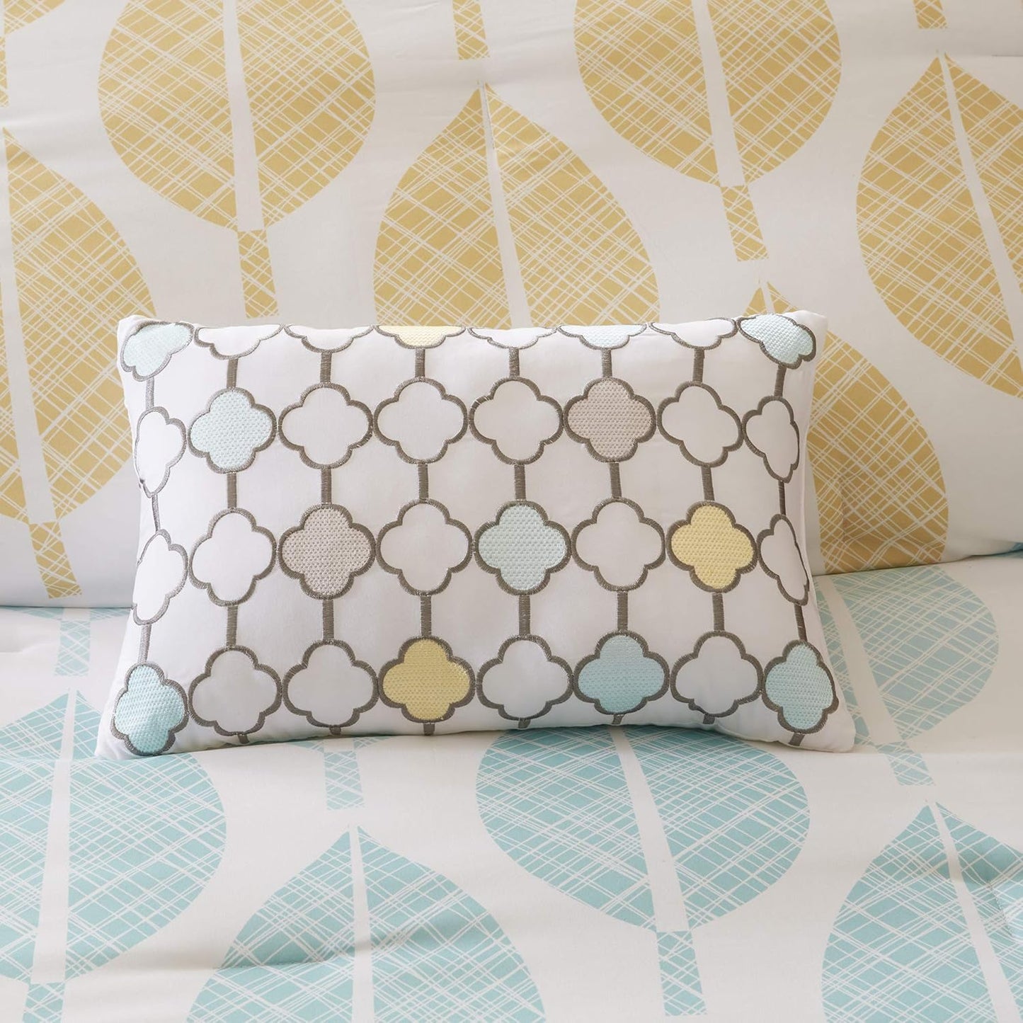 Essentials Bed in a Bag Comforter, Vibrant Color Design All Season down Alternative Cover with Complete Cotton Sheet Set, Full(78"X86"), Central Park, Leaf Yellow/Aqua