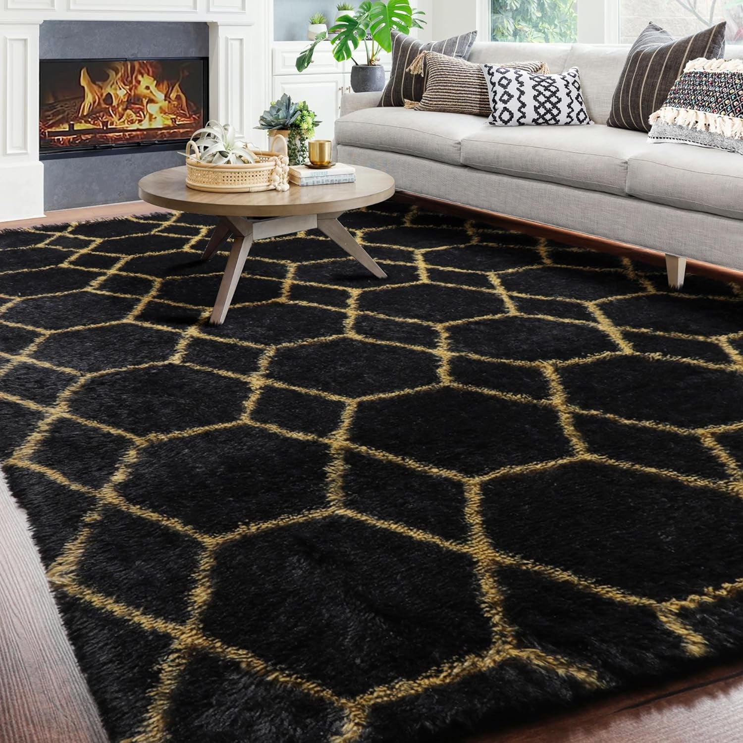 Geometric Thick Fluffy Black and Gold Area Rug, 6X9