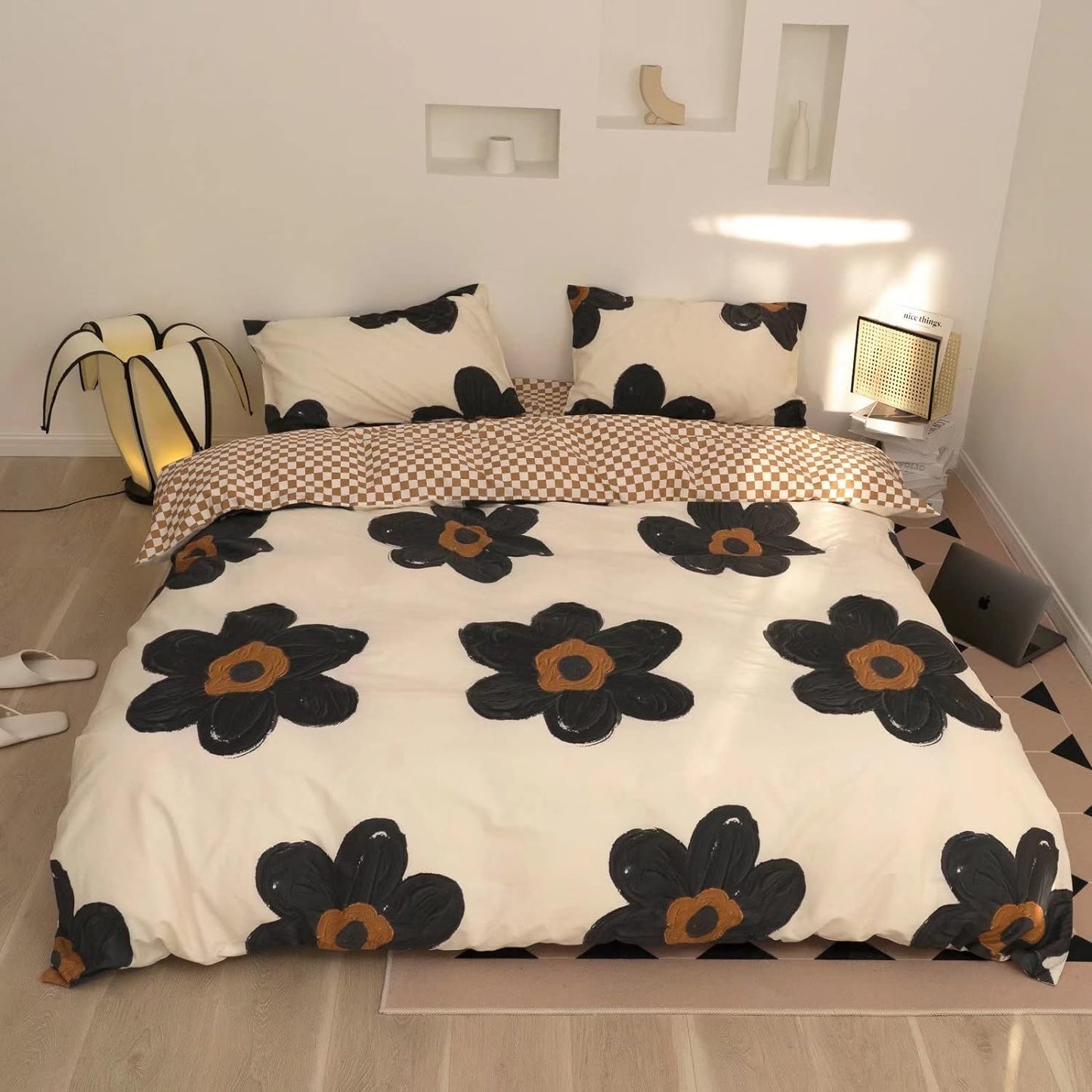 Twin Comforter Set Black and White, Hand-Drawn Flowers, Comforter 68"x90"
