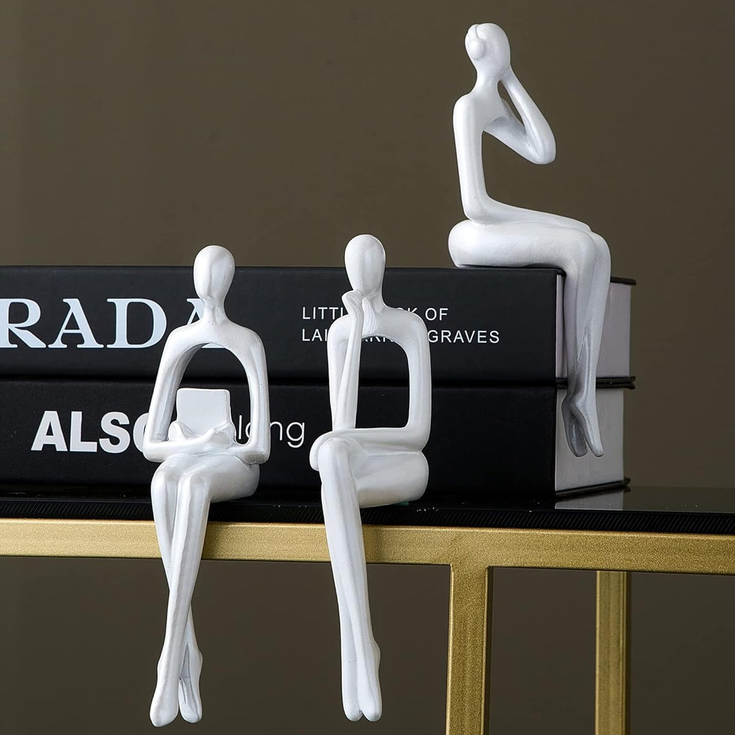 White Decor Statue Abstract Resin Sculpture Ornament Art Figurine Modern Home Décor Accents Office Decor Bookshelf Decor TV Stand Table Decorations for Living Room