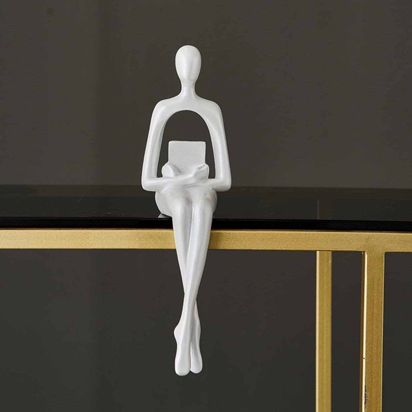 White Decor Statue Abstract Resin Sculpture Ornament Art Figurine Modern Home Décor Accents Office Decor Bookshelf Decor TV Stand Table Decorations for Living Room