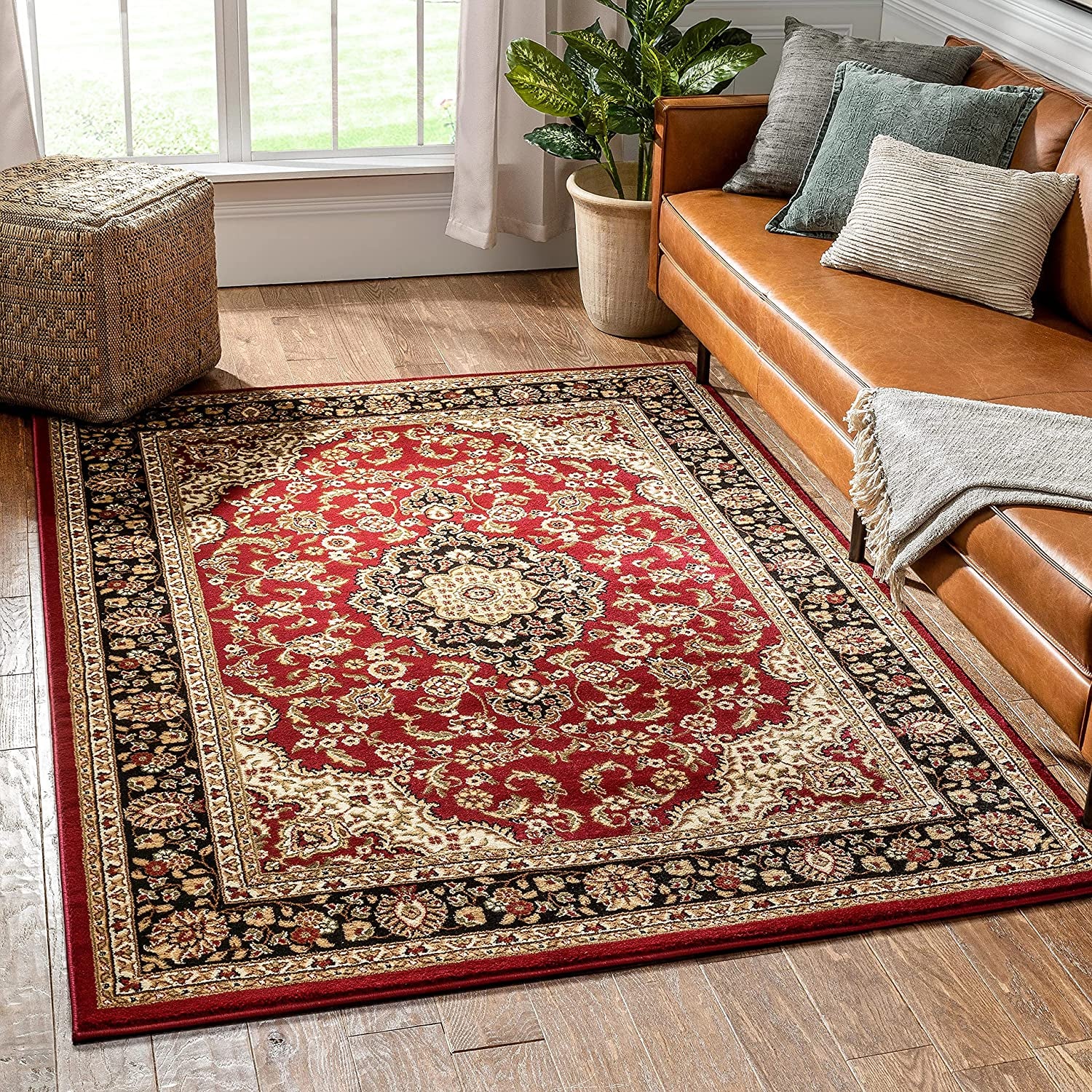 Barclay Medallion Kashan Red Traditional Area Rug (5'3" X 7'3")