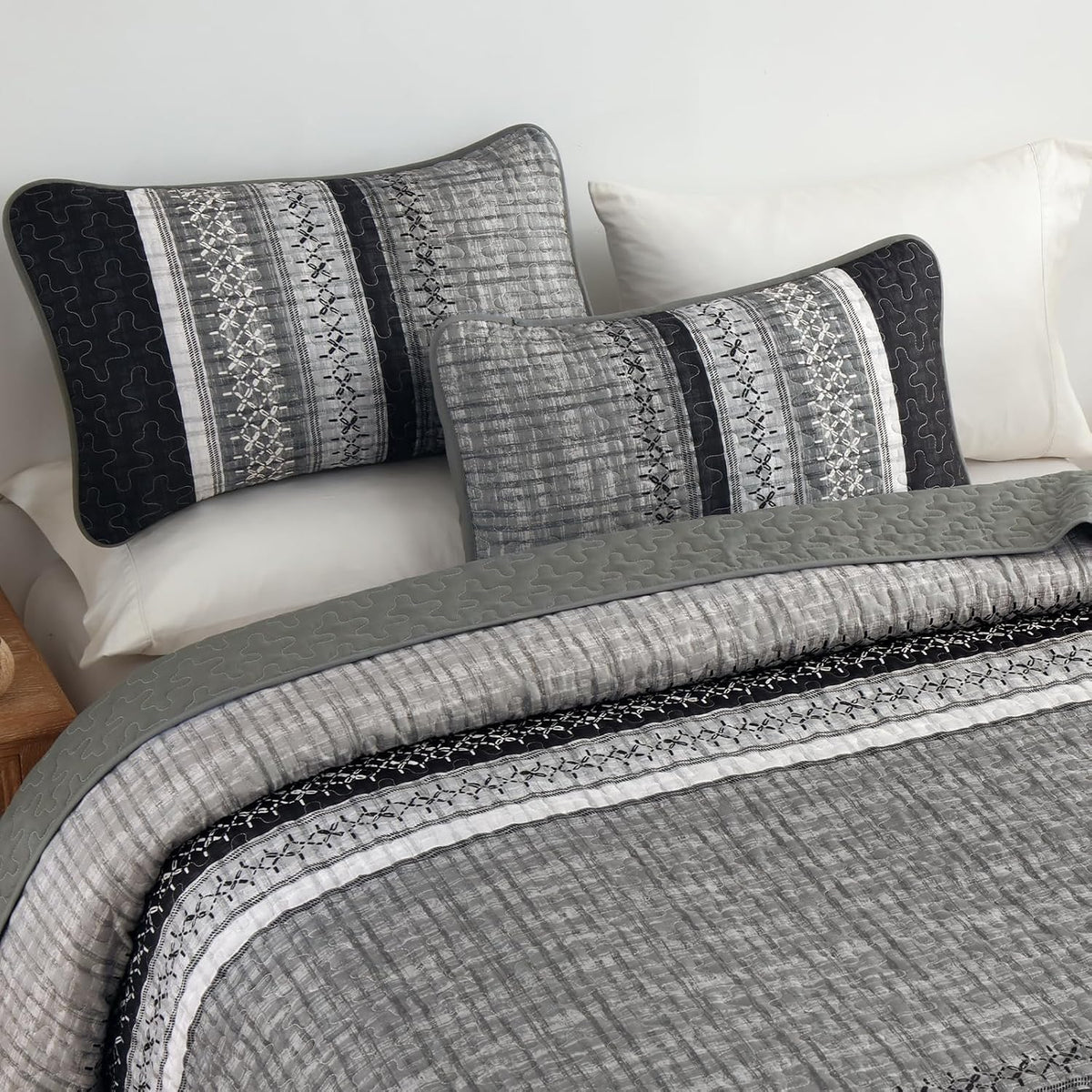 Quilt King Size,Black Grey Patchwork Striped Bedspread 3 Pcs