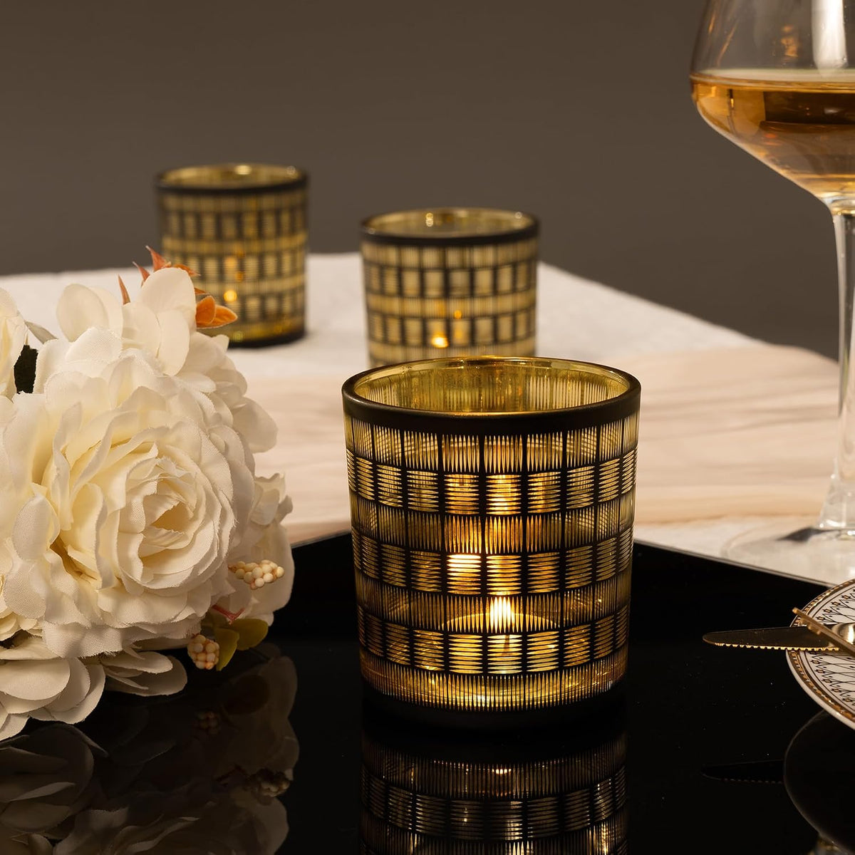 Votive Candle Holders, Set of 3 Black and Gold Glass Tealight Candle Holder with Woven Pattern, Vintage Tea Light Holders for Chirstmas Table Centerpieces Birthday Party Home Decor