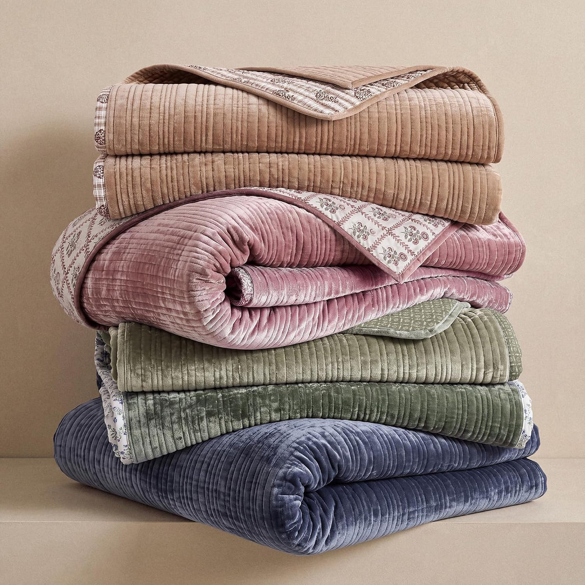 Taupe Velvet Quilt King Size - Reversible King Quilt Bedding Set
