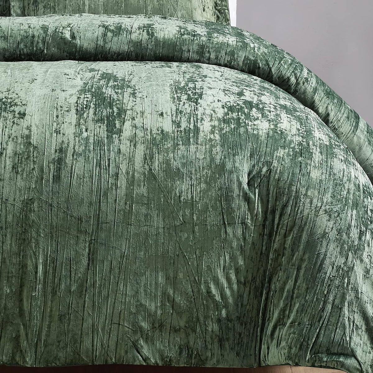Crinkle Velvet Comforter Set (Blackish Green, King)