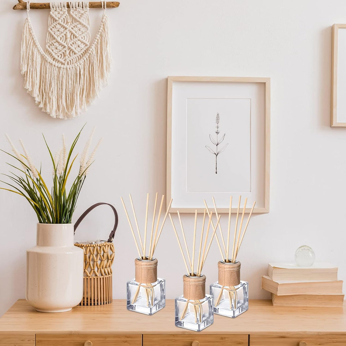4 Set Reed Diffuser Bottles 50Ml Glass Wooden Caps Rattan Sticks