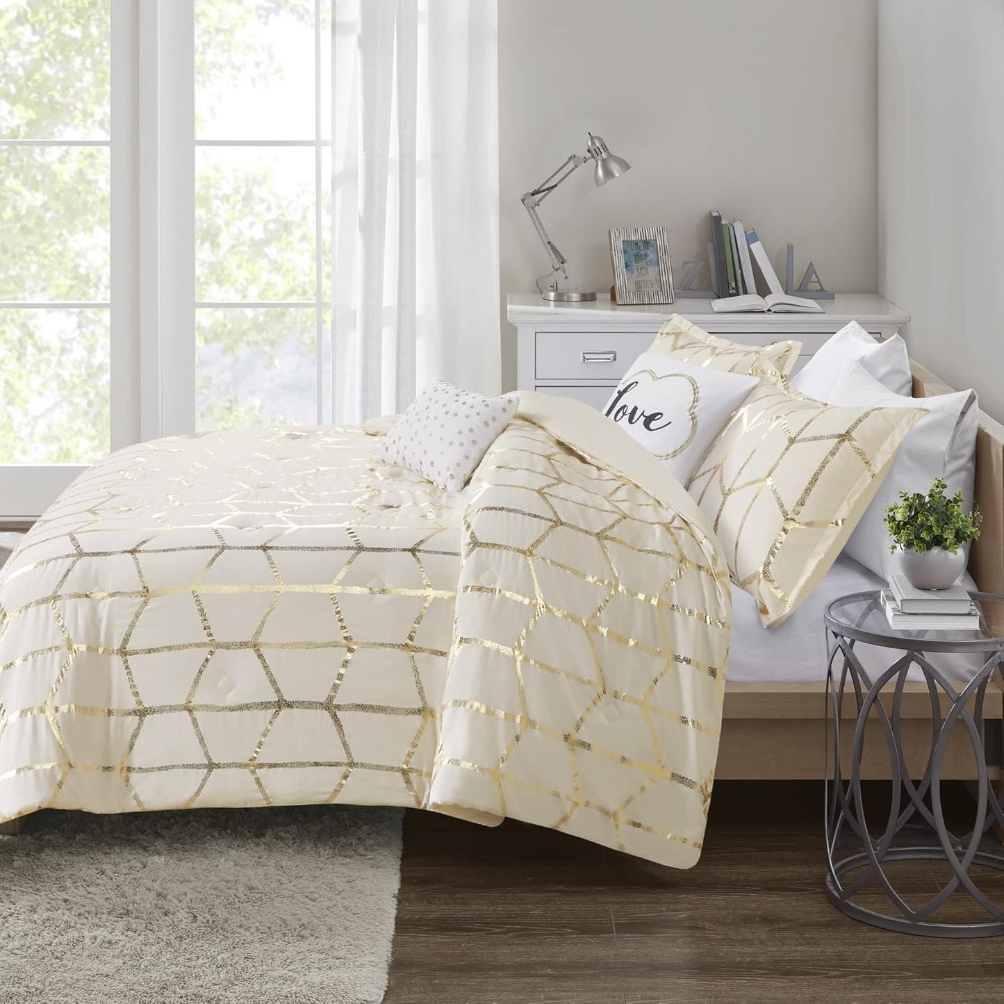 Raina King/Cal King Comforter Set, Modern Geometric Metallic Bed Set, 5 Pieces with 2 Shams, 2 Toss Pillows Ivory/Gold
