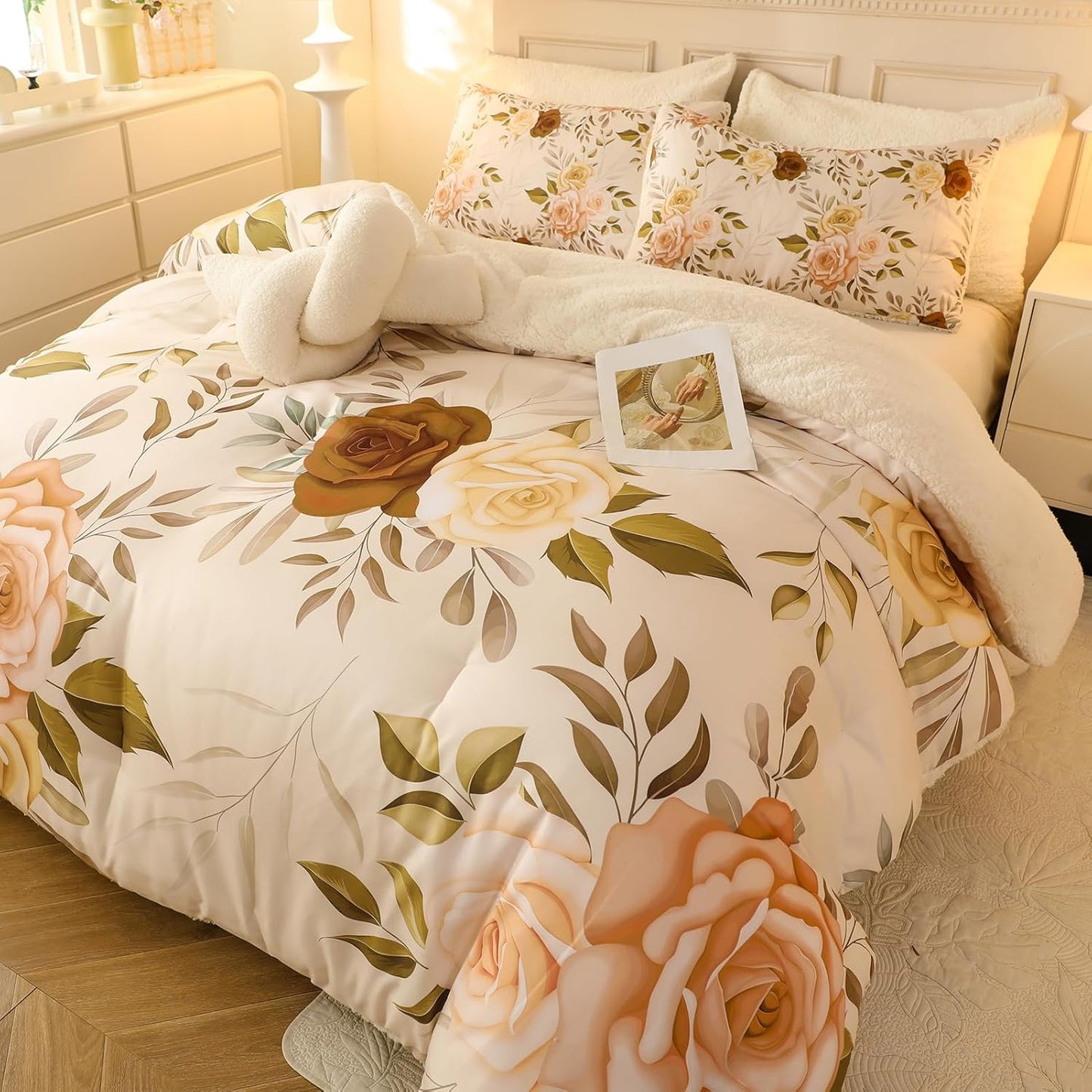 Floral Print Sherpa Comforter Set - Queen Size 3 Pieces Elegant Flowers Botanical Bedding Set, 90X90 In