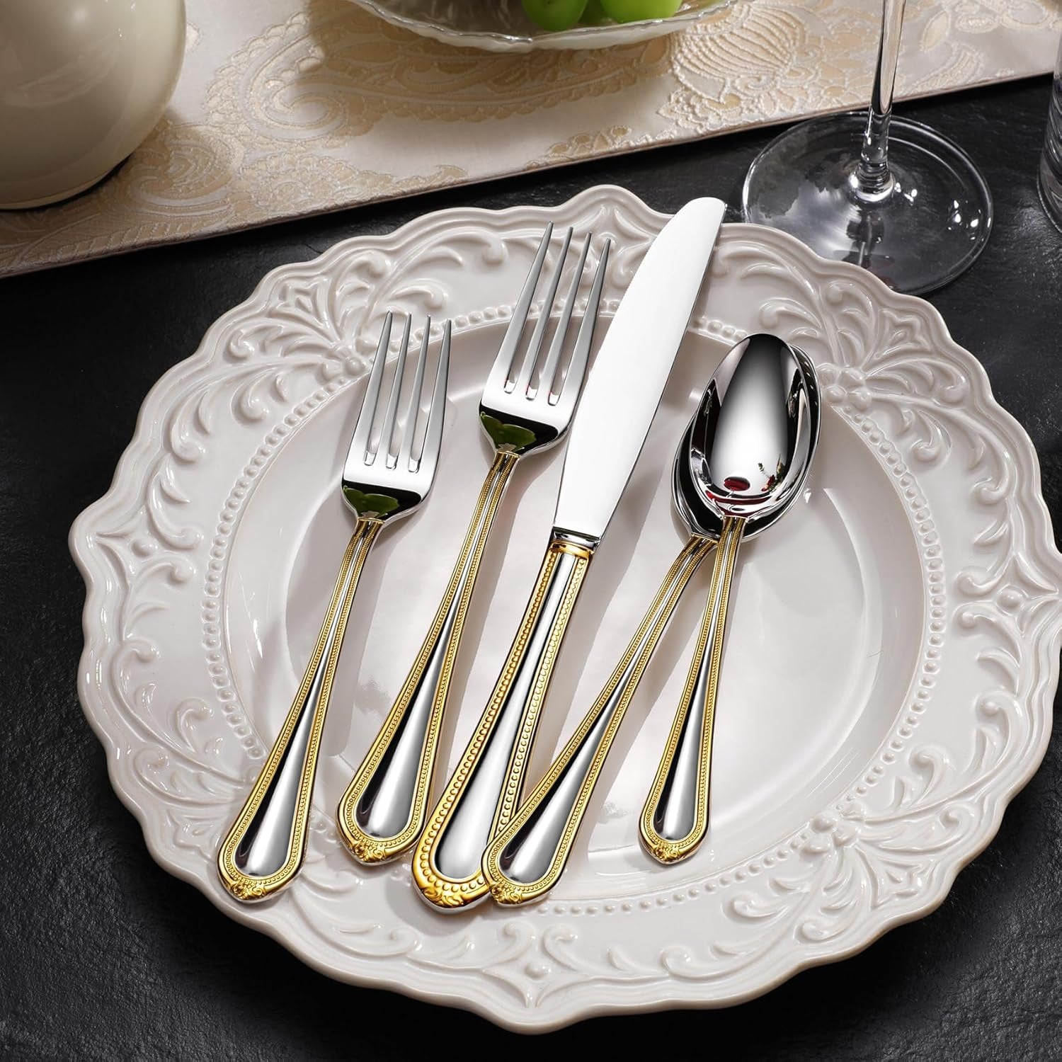 Pearl Edge Premium 20-Piece Refined Bead Silverware Set, (20, Gold Accent)