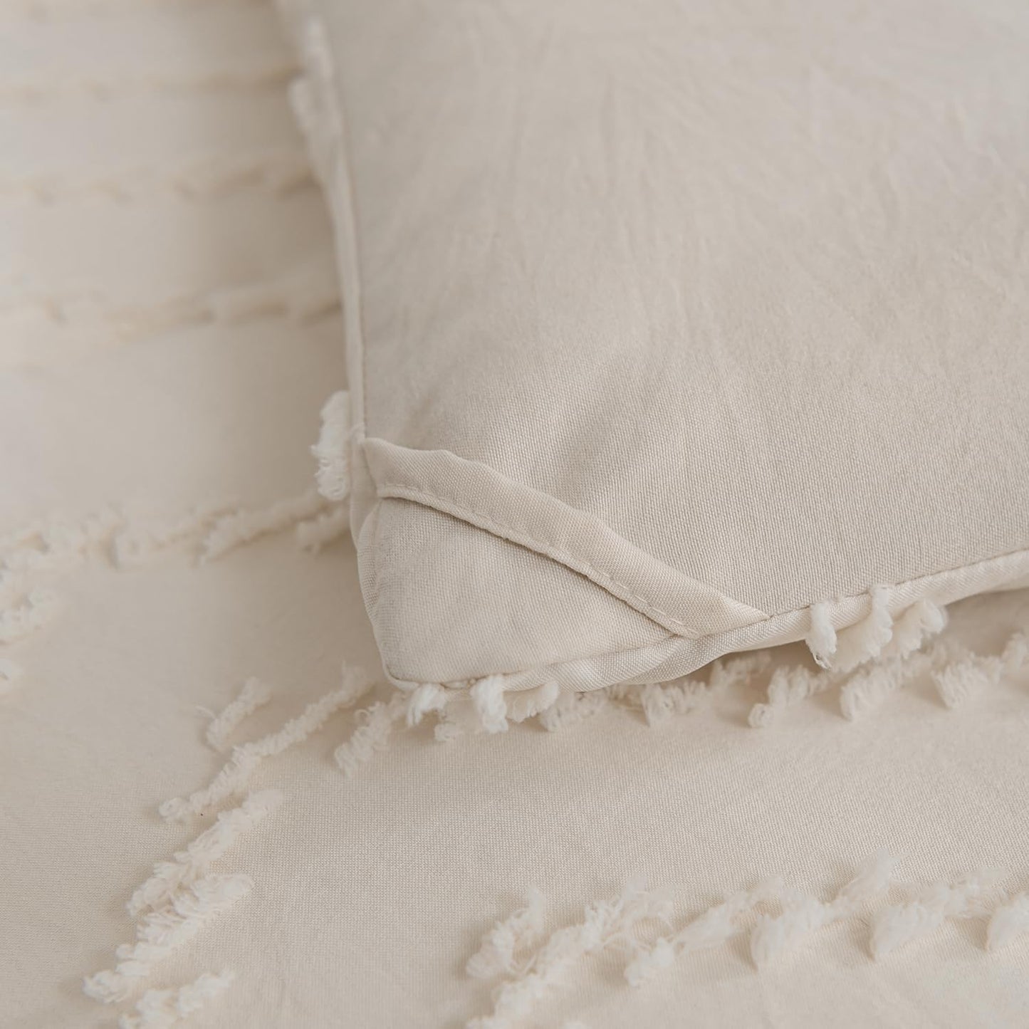 Cream Tufted Design Boho Bedding, Lightweight and Fluffy 3 Pieces, Full