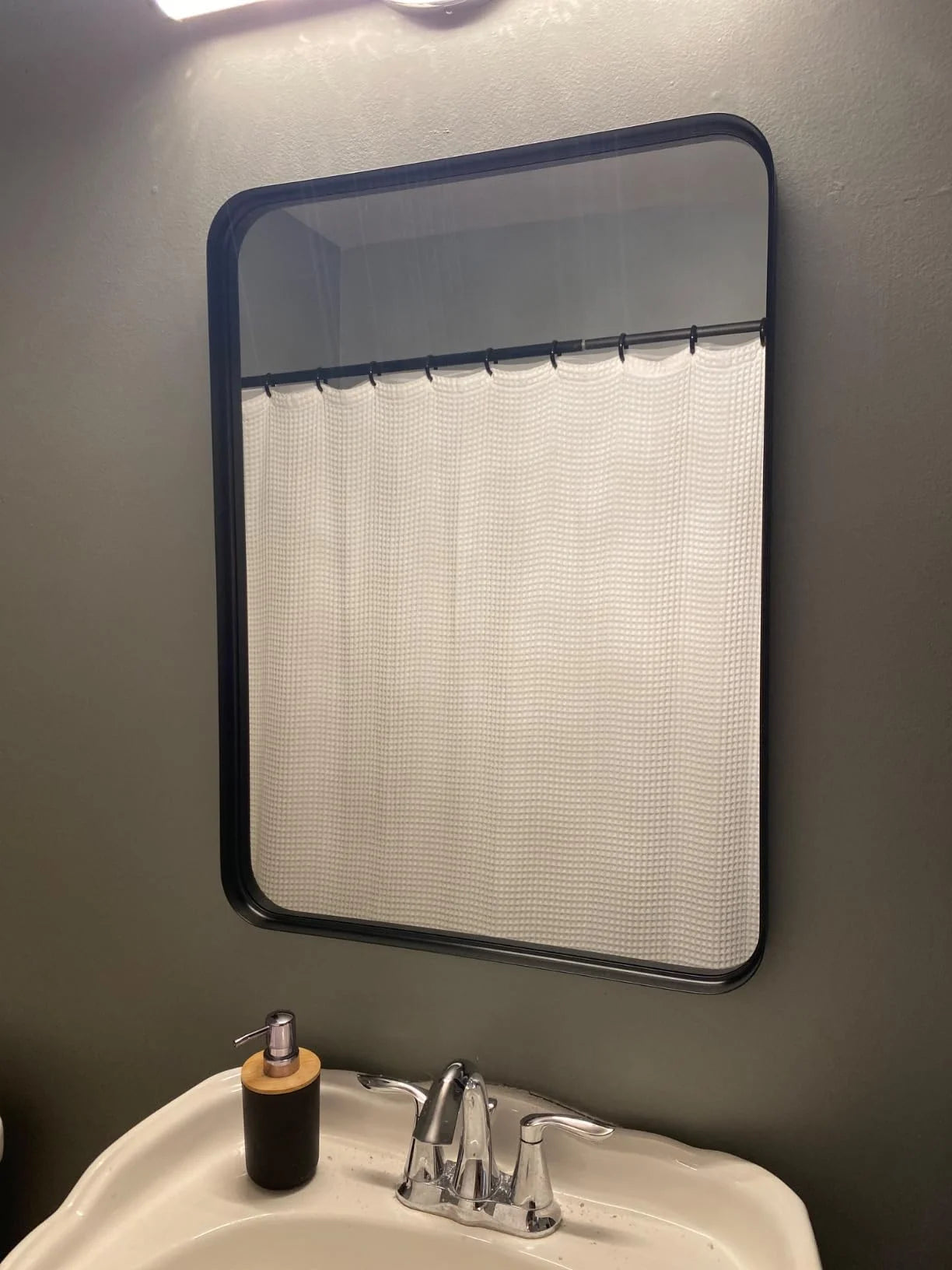 Bathroom Mirror 22X30 Inch, Vanity Mirrors with Rectangle Metal Frame, Modern Wall Mounted Mirror