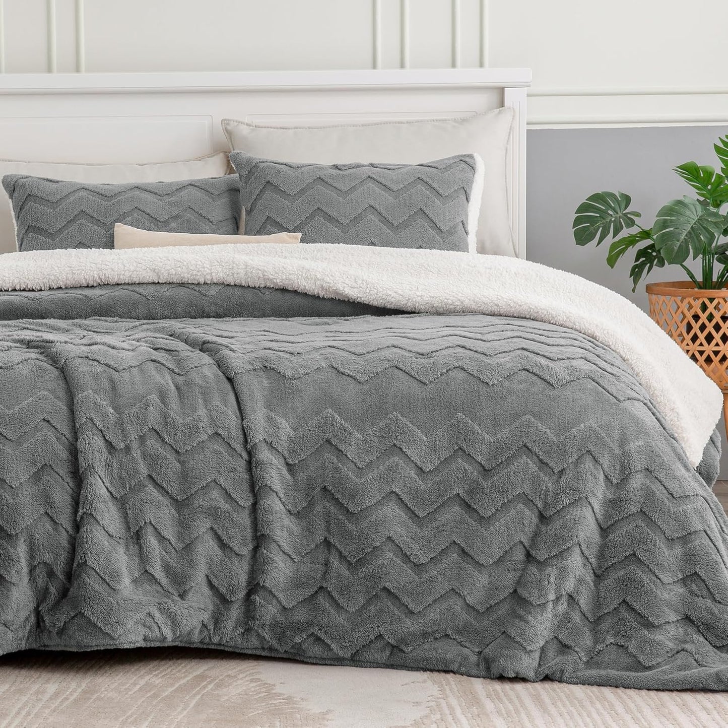 Fluffy Twin Comforter Set - Super Soft Sherpa Grey Comforter for Twin Size Bed, Luxury Warm Bedding Set for Winter, Fuzzy Bed Set 2 Piece (1 Comforter, 1 Pillowcase)