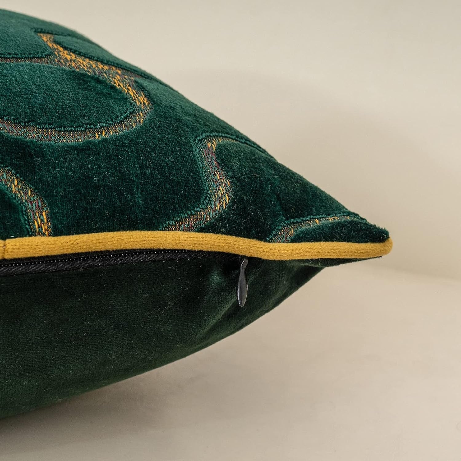 Green Throw Pillow Cover Wavy Cushion Cover Modern Zippered Rectangular Pillowcase for Sofa Couch Bedroom Living Room Home, 12X20 Inch