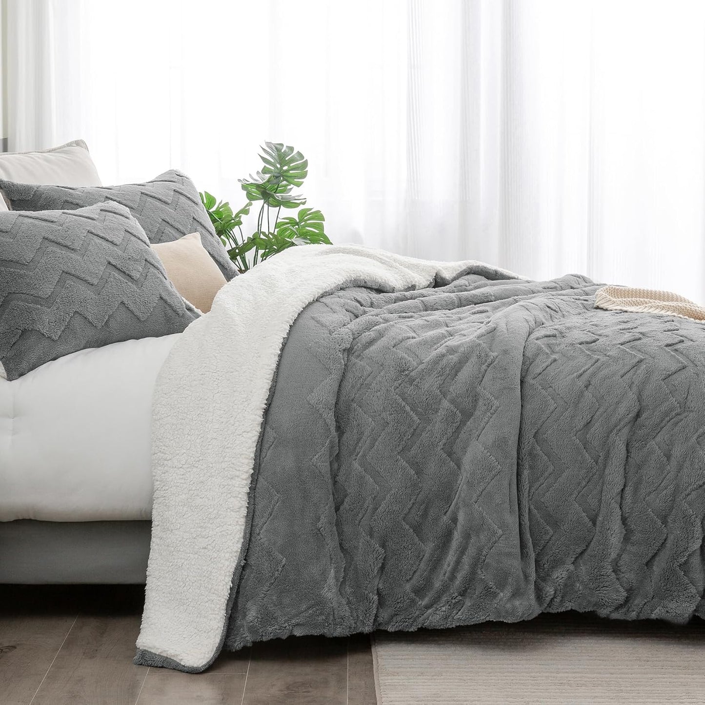 Fluffy Twin Comforter Set - Super Soft Sherpa Grey Comforter for Twin Size Bed, Luxury Warm Bedding Set for Winter, Fuzzy Bed Set 2 Piece (1 Comforter, 1 Pillowcase)