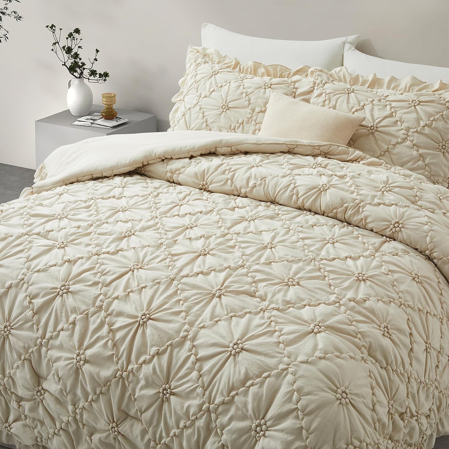 Comforter Set King Size, 3 Pieces Bed, Boho Down-with Ruffled Shams, Beige (102"*88")