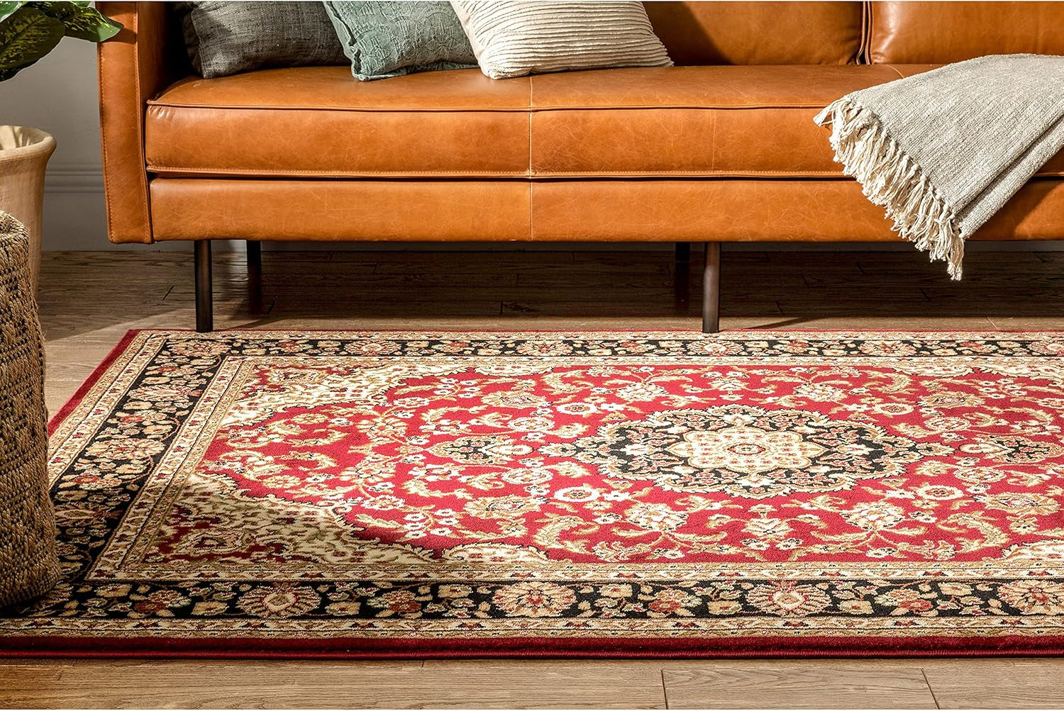 Barclay Medallion Kashan Red Traditional Area Rug (5'3" X 7'3")