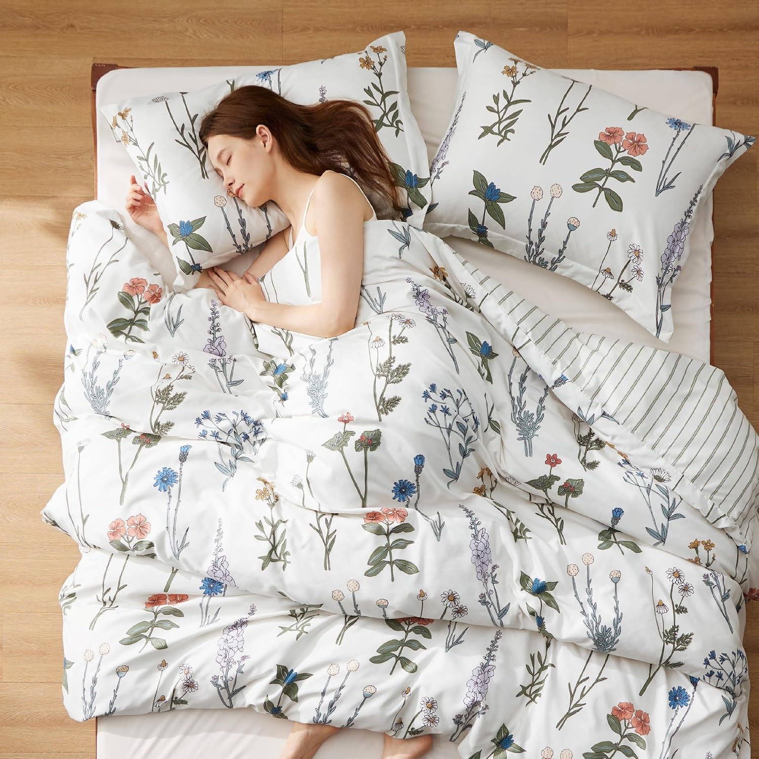 Comforter Set Queen Size - Cute Floral Bedding Comforter Set, 3 Pieces, 1 Soft Reversible Coconut White Botanical Flowers Comforter and 2 Pillow Shams