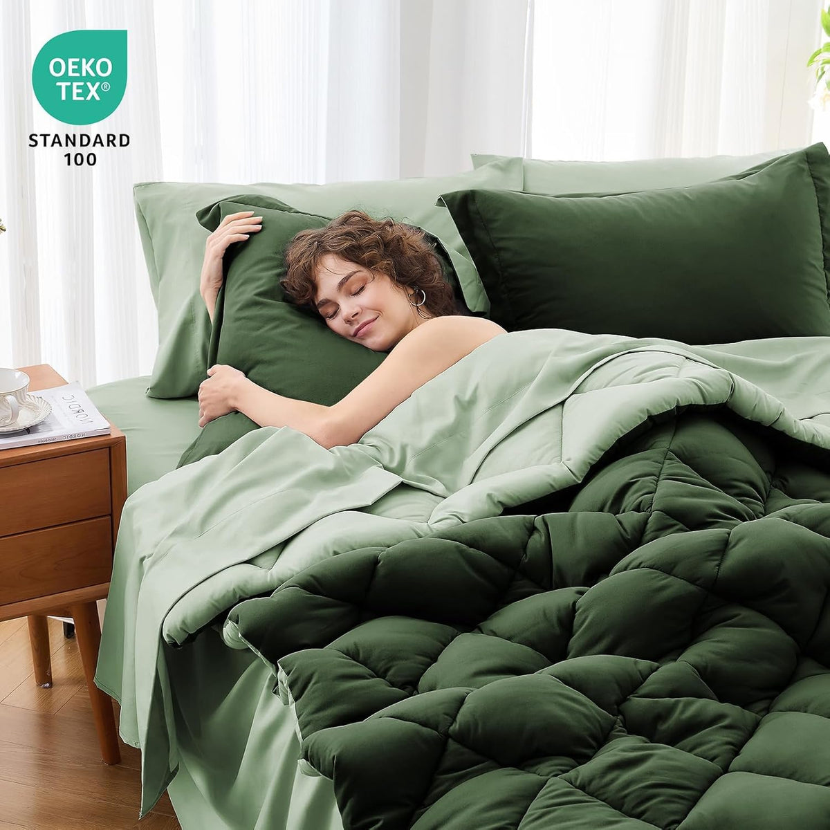 7 Pieces California King Comforter Set, Reversible Bed in a Bag Cal King Size, All Season Bedding Set with Comforter, Flat Sheet, Fitted Sheet, Pillowcases & Shams, Dark Green & Light Green