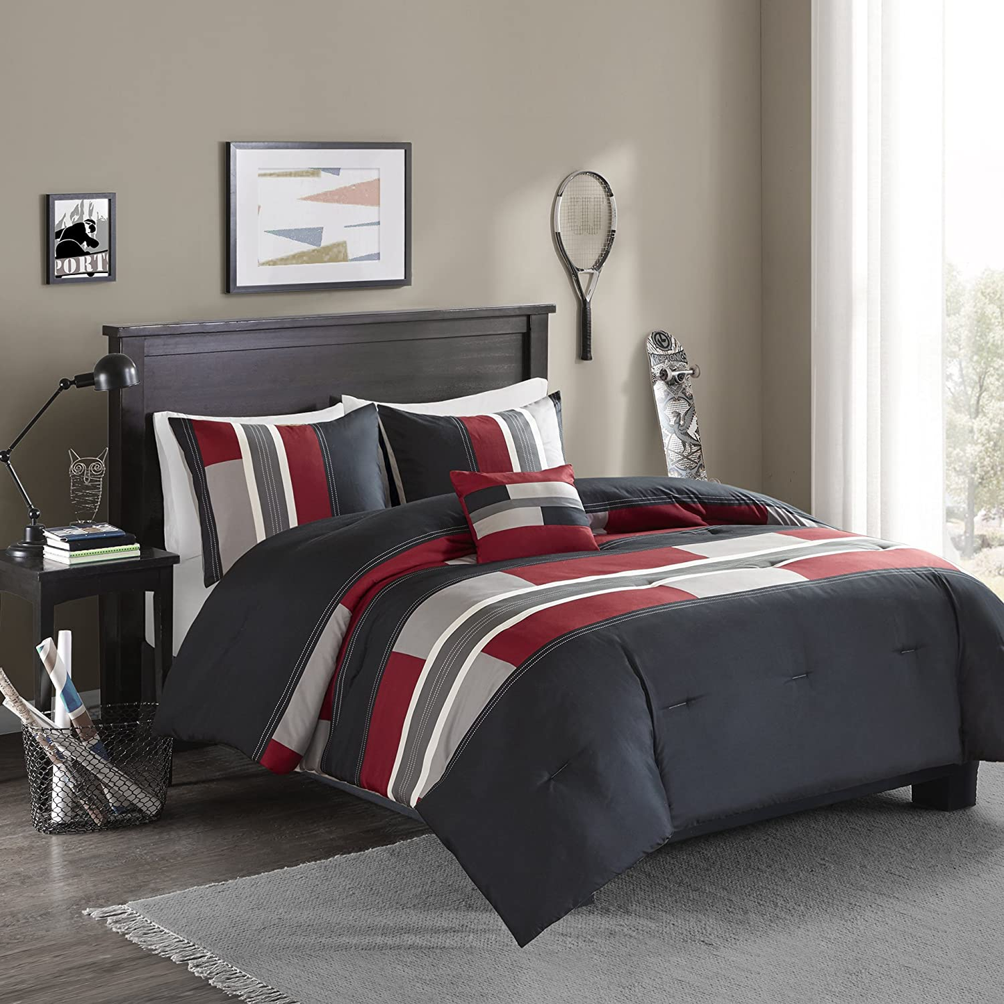 Casual Comforter Set Sporty Design, Vibrant Color, Active Lifestyle Décor, All Season Soft Microfiber Bedding Set, Black/Red Twin/Twin XL 3 Piece