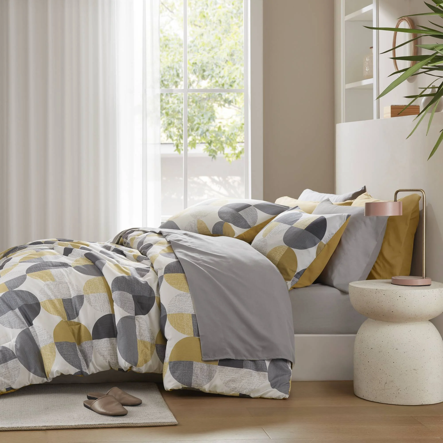 Full/Queen Size Comforter Set, Yellow Bedding Set for All Seasons, 3-Piece round Geometric Print Bedding Comforter Set