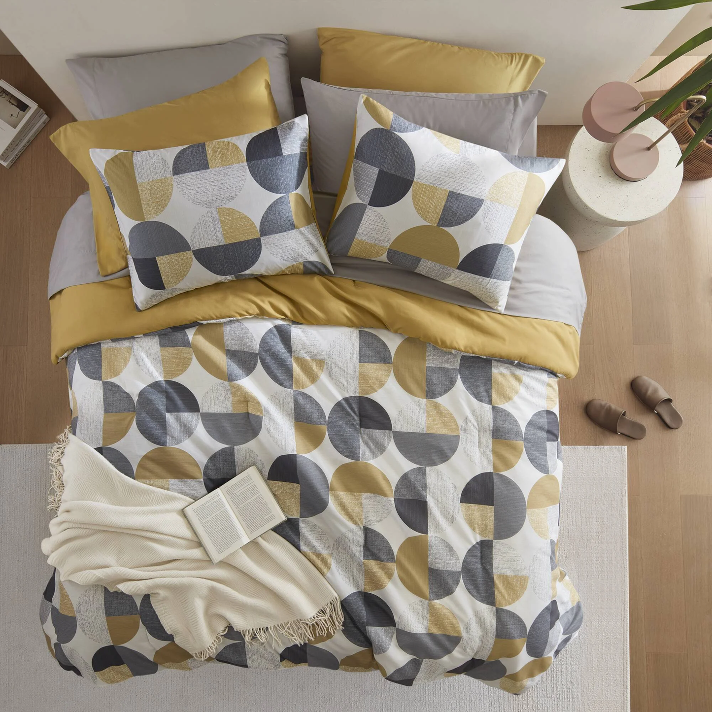 Full/Queen Size Comforter Set, Yellow Bedding Set for All Seasons, 3-Piece round Geometric Print Bedding Comforter Set