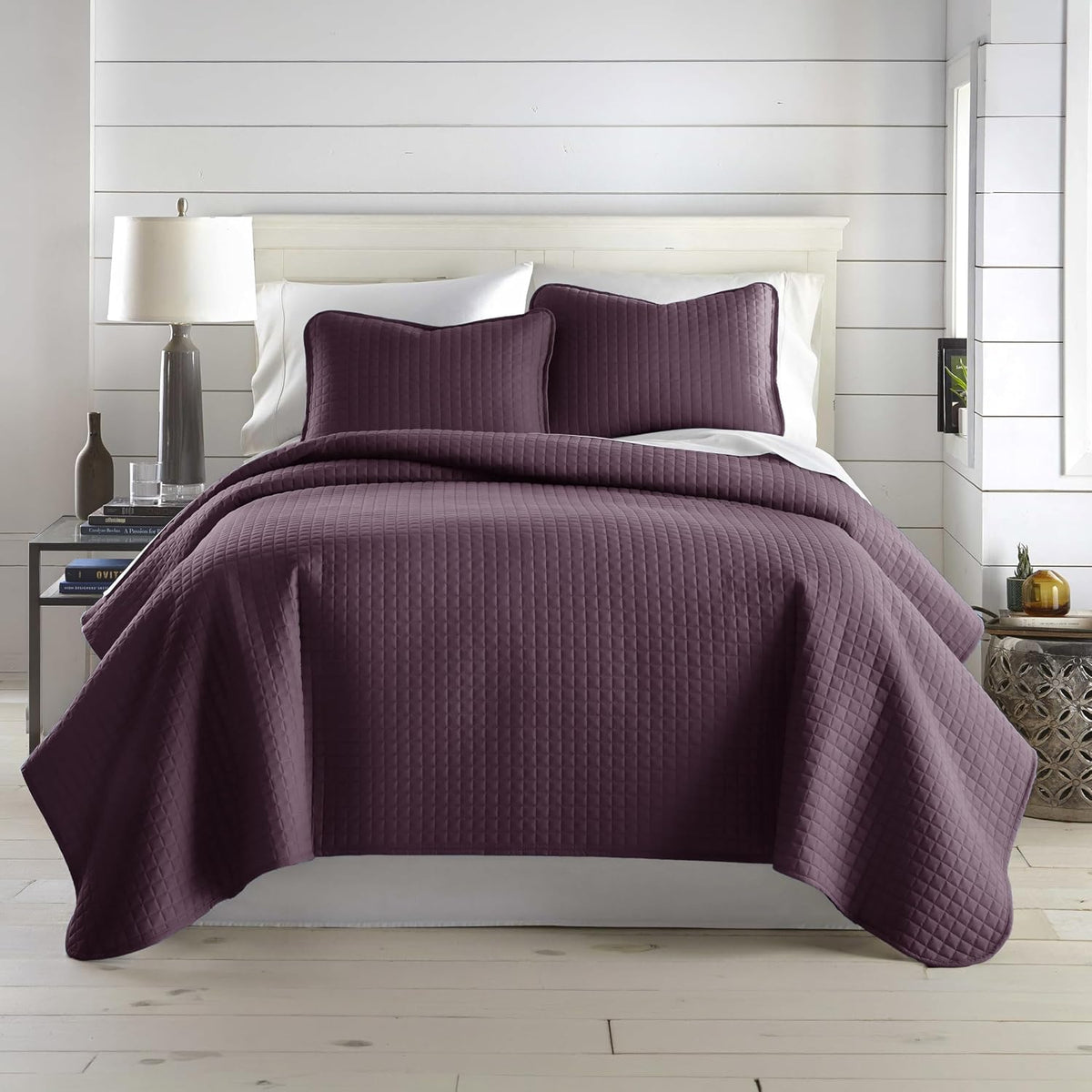 Quilts Queen Size Quilt Bedding Set with 2 Quilted Pillow Shams, Purple
