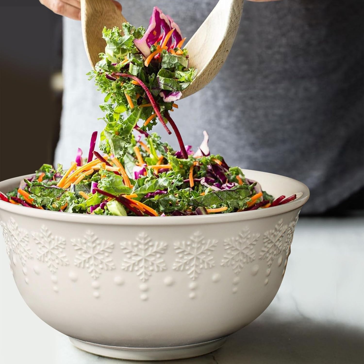 Large Salad Bowls Set of 4, 60Oz White Serving Bowls Deep Embossed Ceramic 8 Inch (Multiple Patterns)