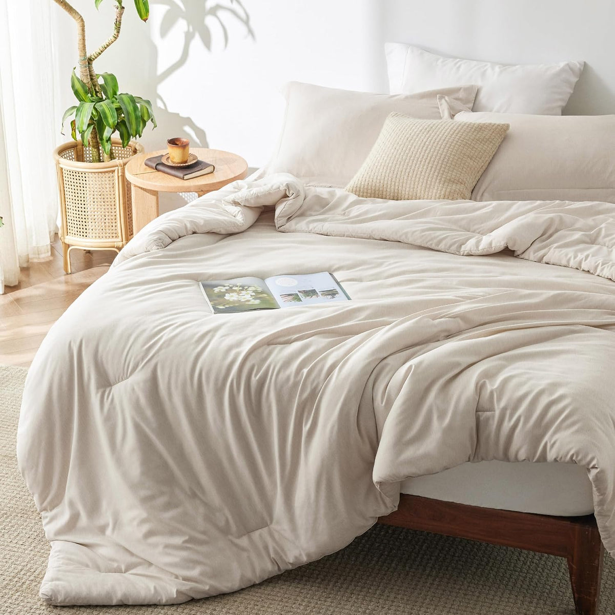 Queen Size Comforter Sets, Beige Cationic Dyed Bedding Set 3 Pcs
