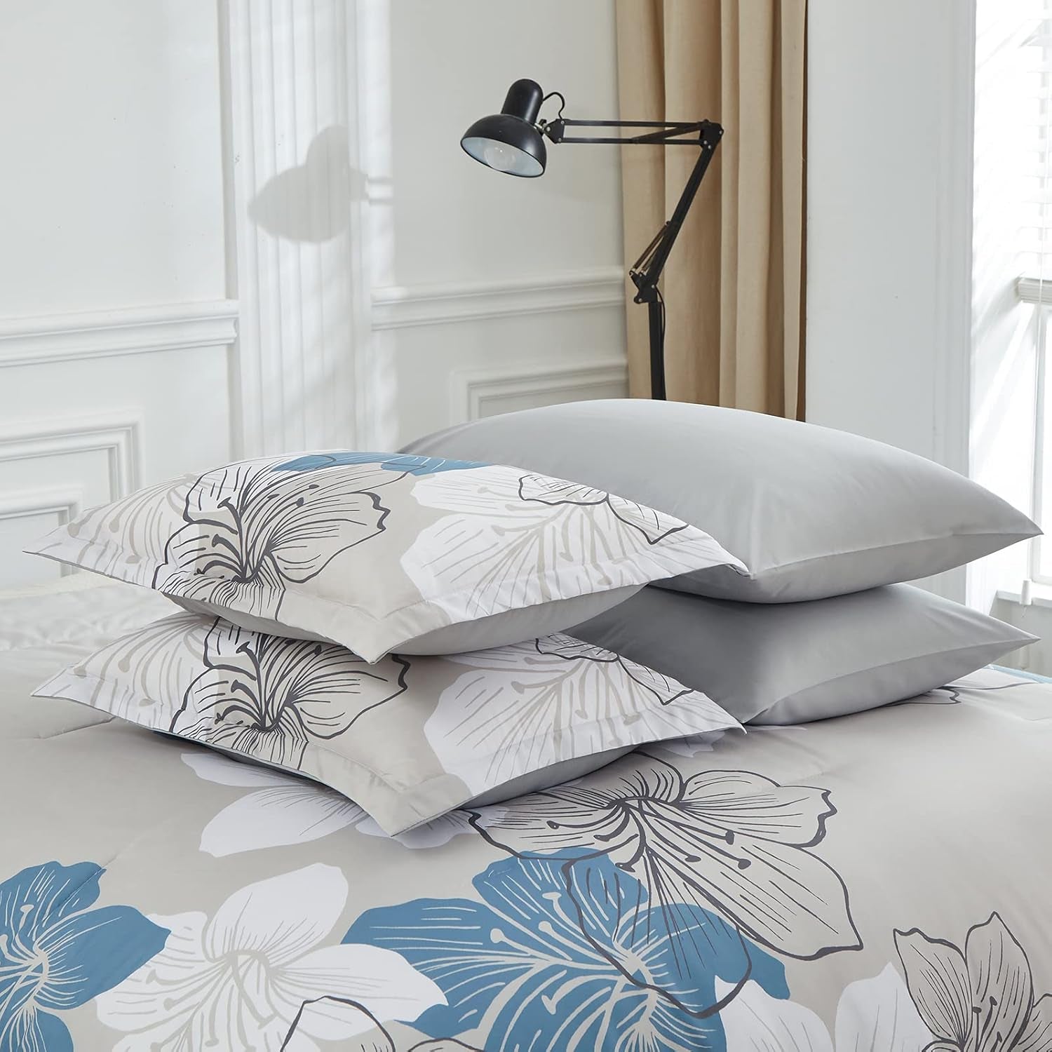 Floral Comforter Set Queen Size, Blue Floral Comforter and Sheet Set, 7 Pieces Bed in a Bag Soft Microfiber Complete Bedding Sets 
