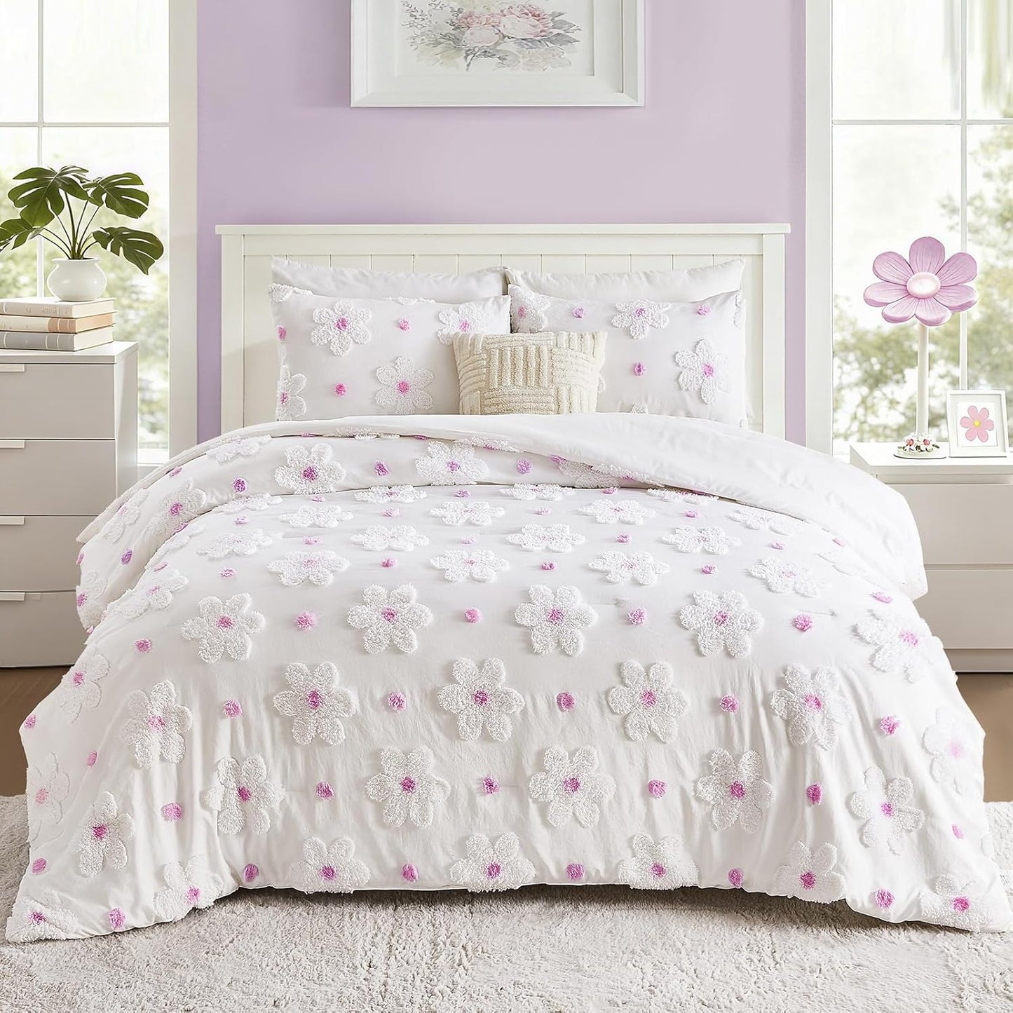 Twin Comforter Set for Girls 2 Pieces Tufted Daisies Flowers. Purple Floral Bedding, Lightweight
