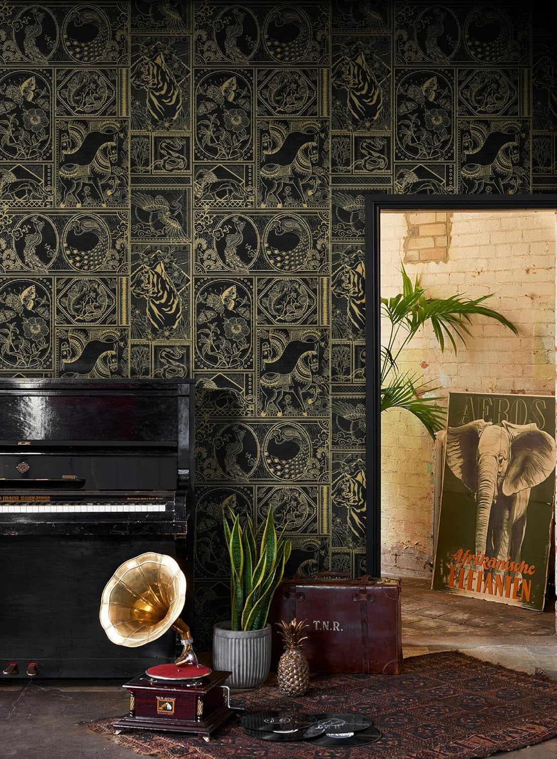 Vintage Peel and Stick Wallpaper Black and Gold Contact Paper, 394"X17.7" Peel and Stick Removable Animal Pattern