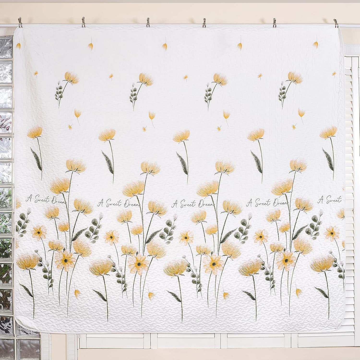 Floral Quilt Set California King Size, Yellow Flower Bedspread Farmhouse Fall Bedding Soft Lightweight Summer Quilts 3 Piece (Cal King,110"X96")
