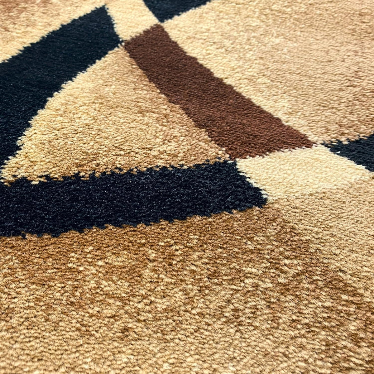 Luxe Weavers Geometric Abstract Area Rug Beige 4X5