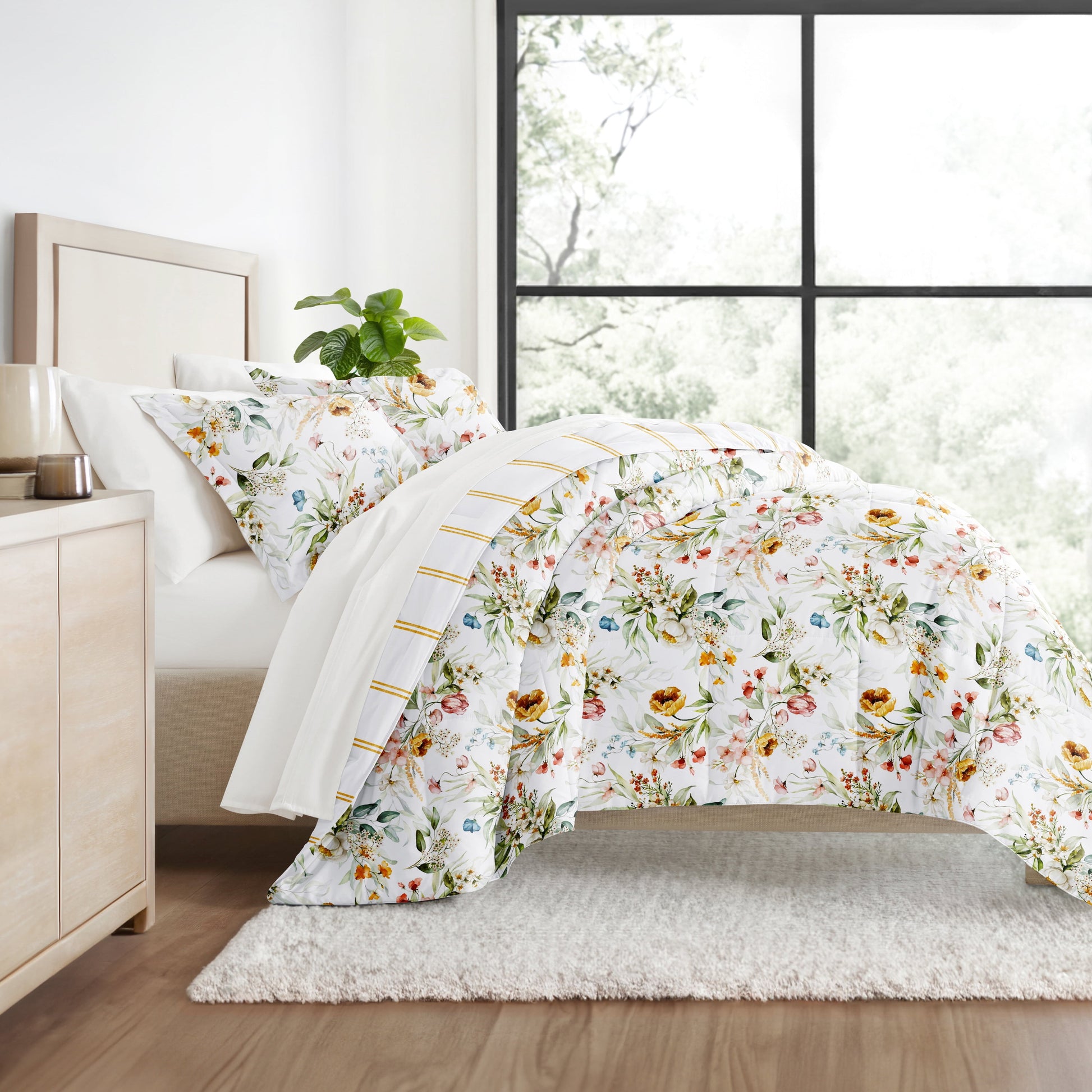 - Twinxl Bedding Bundle, Patterned Microfiber Comforter and Solid Sheet Set in Cabbage Chintz Floral Stripe Clay