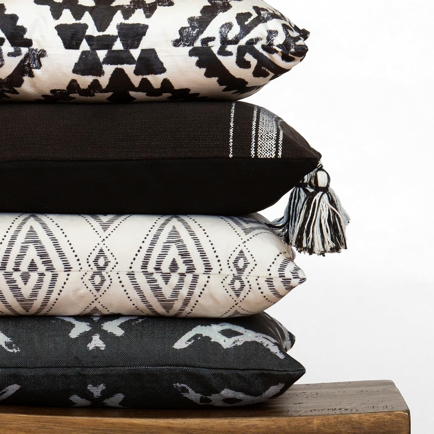 Black & White Decorative Throw Pillow Covers, Set of 4, 18X18 Inch Geometric Ikat Textured Accent Pillow Cover 4 Pack