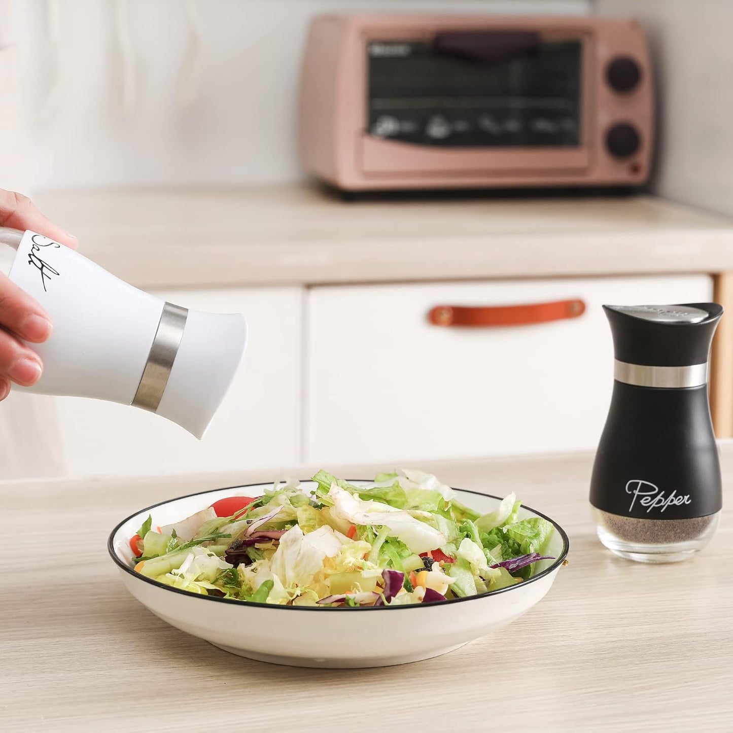 Salt and Pepper Shakers Set - Salt Containers for Kitchen Decor, 4 Oz Glass Bottom, Black and White, Set of 2