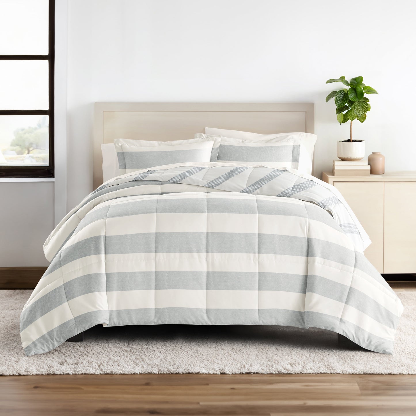  King Bedding Bundle, Patterned Microfiber Comforter and Solid Sheet Set in Distressed Stripe Light Blue