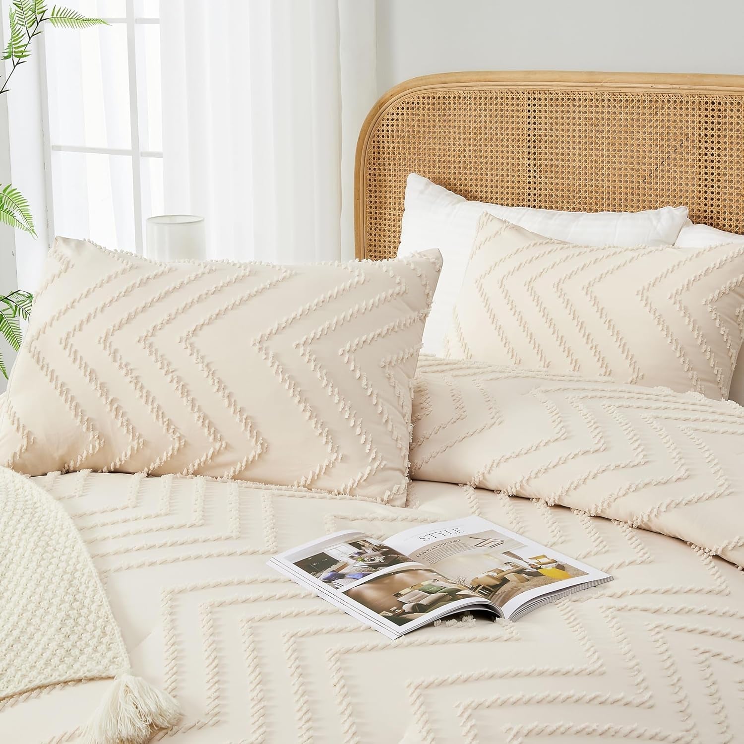 Full Size Comforter Sets, Beige Boho Cream Soft Warm Tufted Neutral Bedding Comforter Sets for Full Size Bed, 3 Pieces Aesthetic Chevron Farmhouse Cute Bohemian Textured Bedding Set